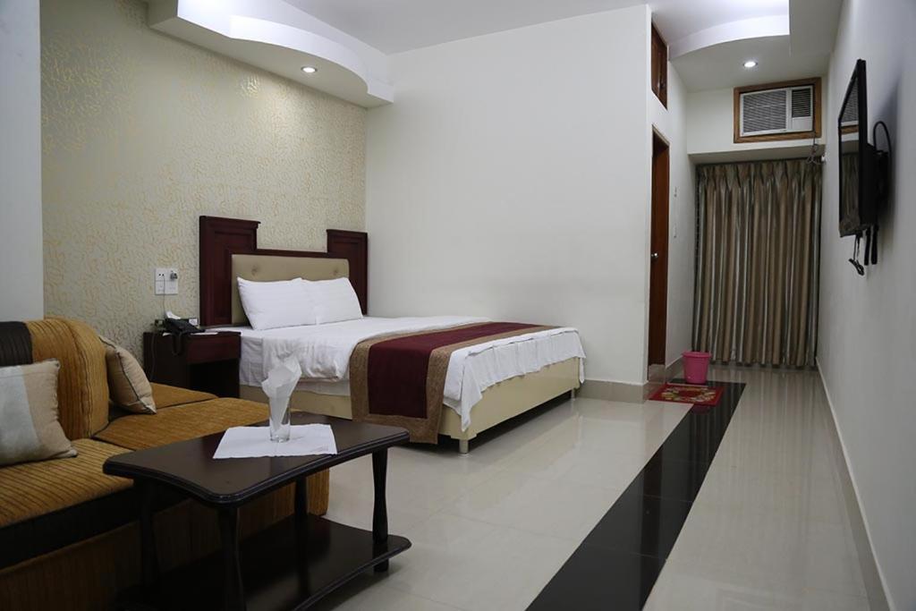 Hotel City Plaza Jessore Dış mekan fotoğraf